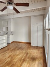 1909 Beachwood Dr in Los Angeles, CA - Building Photo - Building Photo