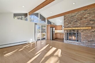 12 Flintlock Ridge Rd in Katonah, NY - Building Photo - Building Photo