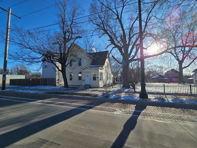 Building Photo