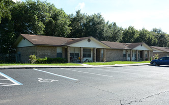 Charlton Court Apartments