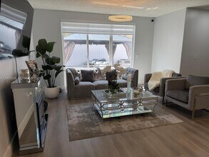 2244 NE 42nd Ave in Homestead, FL - Building Photo - Building Photo