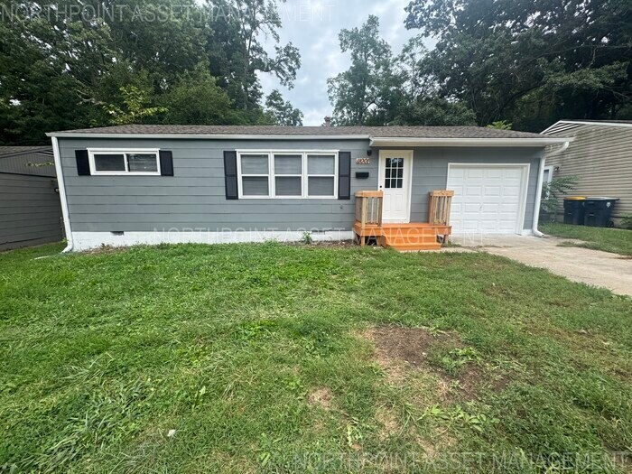 11001 Cambridge Ave in Kansas City, MO - Building Photo