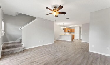 4701 Playschool Dr in Jacksonville, FL - Building Photo - Building Photo