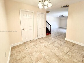 182 Charter Way in West Palm Beach, FL - Building Photo - Building Photo