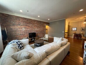 705 Maple St in Columbia, SC - Foto de edificio - Building Photo