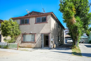 3063 Randolph St in Huntington Park, CA - Building Photo