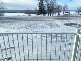 710 2nd Ave N in Onalaska, WI - Building Photo