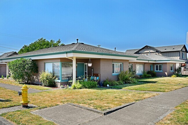 202 N Gifford Ave in Arlington, WA - Building Photo - Building Photo