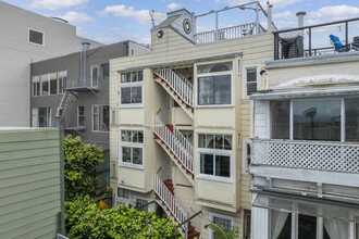 144 Pfeiffer St in San Francisco, CA - Building Photo - Building Photo