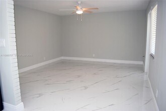 622 NE 6th St in Hallandale Beach, FL - Building Photo - Building Photo