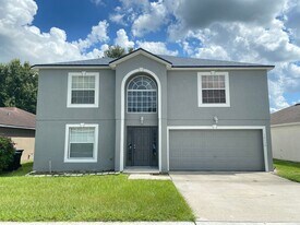 14138 Econ Woods Ln in Orlando, FL - Building Photo