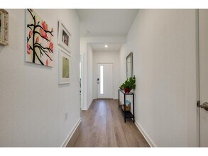 13721 Zuhause Dr in Pflugerville, TX - Building Photo - Building Photo