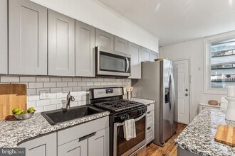 2952 Tulip St in Philadelphia, PA - Building Photo - Building Photo