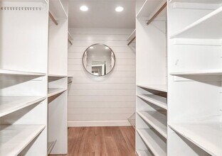 7 Sandbar Dr in Newport Beach, CA - Building Photo - Building Photo