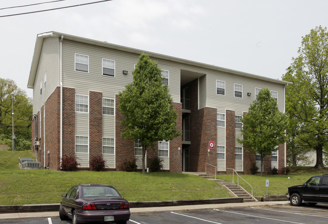 Berkshire Place Apartments in Nashville, TN - Building Photo