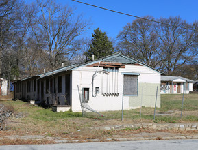 Kennedy/griffin Apartments in Atlanta, GA - Building Photo - Building Photo