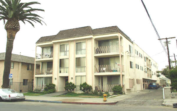 634 Lime Ave in Long Beach, CA - Building Photo - Building Photo