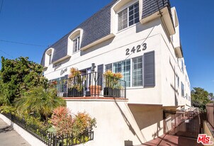 2423 4th St in Santa Monica, CA - Building Photo
