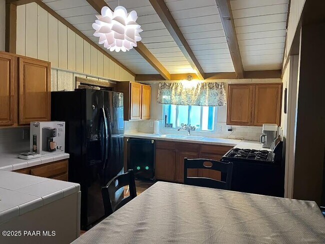 1 Bar Heart Dr in Prescott, AZ - Foto de edificio - Building Photo