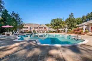 Ivy Hollow in Charlotte, NC - Building Photo