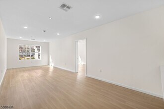 70 Ridgedale Ave in Morristown, NJ - Building Photo - Building Photo