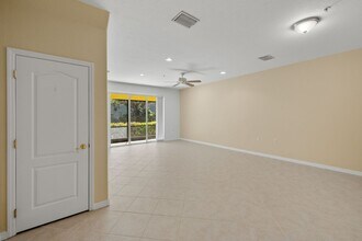 4381 Lazio Way in Ft. Myers, FL - Building Photo - Building Photo