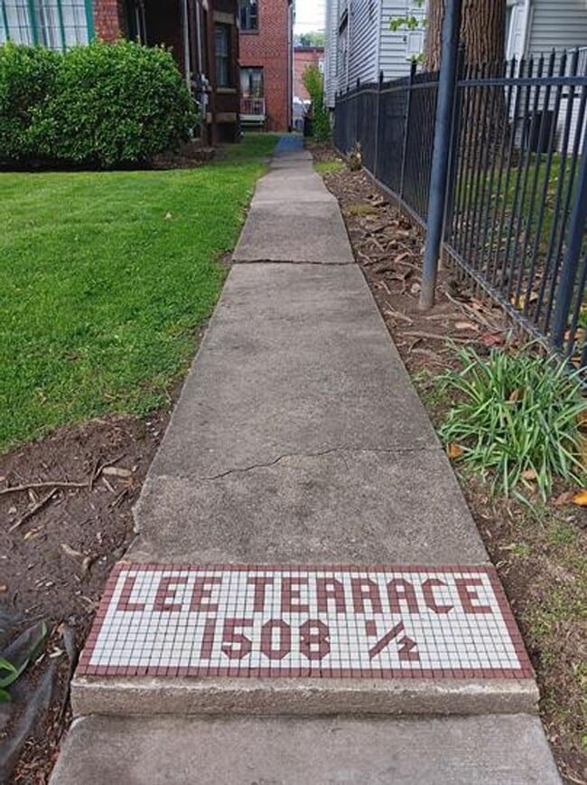 1508 Lee St E in Charleston, WV - Building Photo - Building Photo