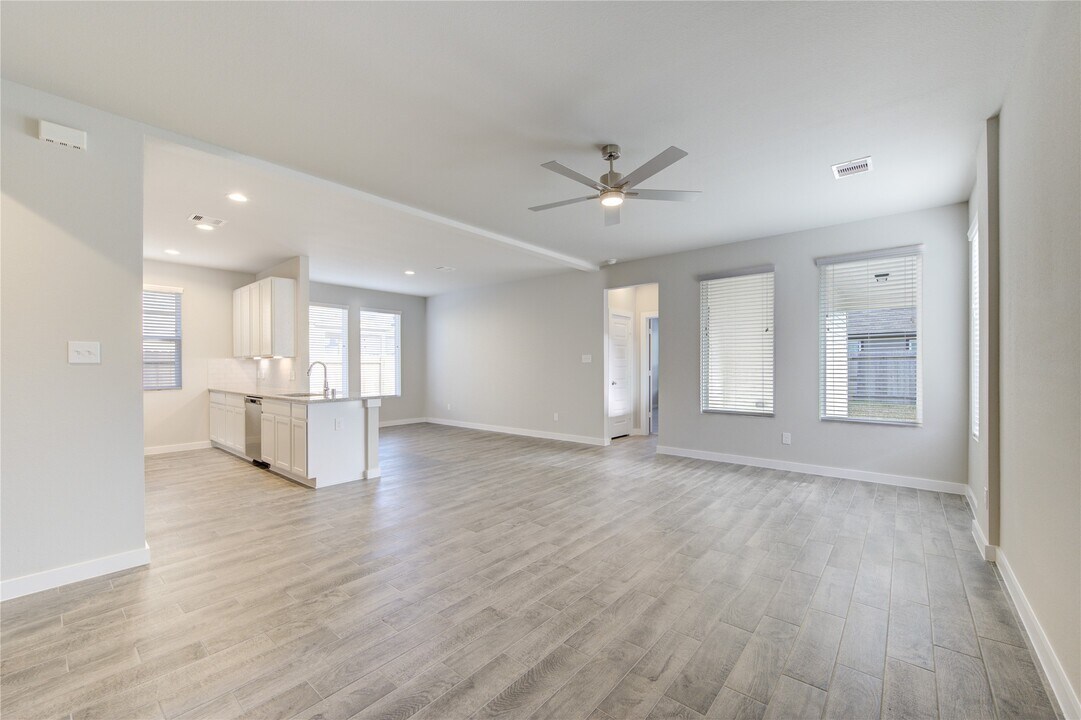 2623 Finley Ln in Rosenberg, TX - Building Photo