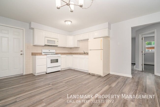 property at 9825 El Cameno Ln