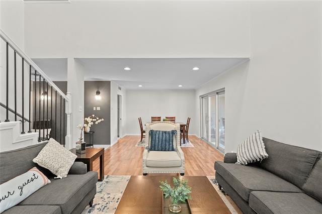550 E Avenue J in Grand Prairie, TX - Building Photo - Building Photo