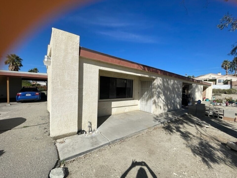 66436 12th St-Unit -A in Desert Hot Springs, CA - Foto de edificio