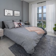 403 NE 28th St, Unit A1 in Miami, FL - Foto de edificio - Building Photo