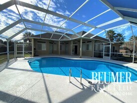 1184 Naples Dr in Pensacola, FL - Building Photo
