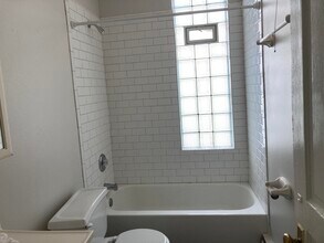 1734 N Arlington Pl in Milwaukee, WI - Building Photo - Building Photo