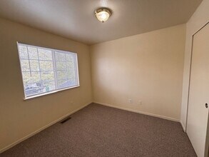 296 Sweetwater Cir in Dayton, NV - Building Photo - Building Photo