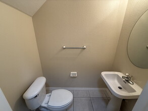 2047 Winterset Dr in Lakeland, FL - Building Photo - Building Photo