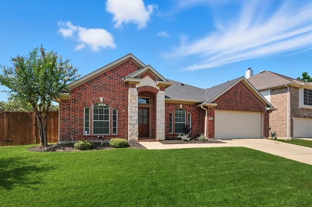 property at 7628 Waterside Pl