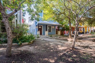 4112 Scales St in Austin, TX - Building Photo - Building Photo