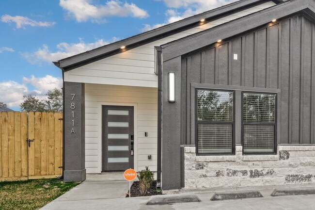 7811 Sandra St in Houston, TX - Building Photo - Building Photo