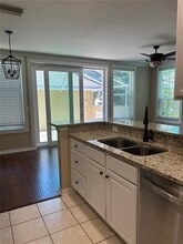 9421 W Park Village Dr in Tampa, FL - Building Photo - Building Photo