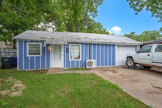 2417 N 22nd St in Waco, TX - Building Photo - Building Photo