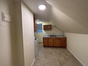 759 Wood Ave in Bridgeport, CT - Building Photo - Building Photo