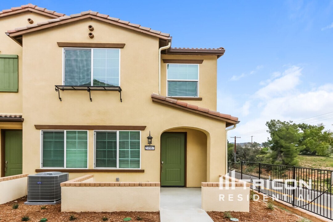 24967 Padre Ct in Wildomar, CA - Building Photo