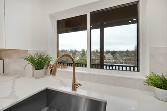 213 Peek St in Jackson, CA - Building Photo - Building Photo