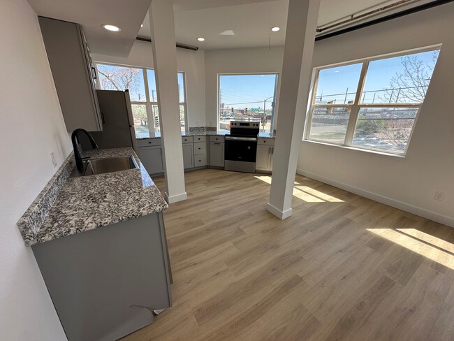 201 Terry St, Unit 202 in Longmont, CO - Building Photo - Building Photo