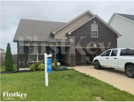 904 Tanager Ct in Clarksville, TN - Building Photo
