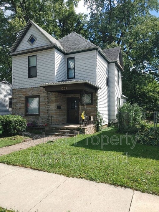 1231 Park Ave in Fort Wayne, IN - Foto de edificio