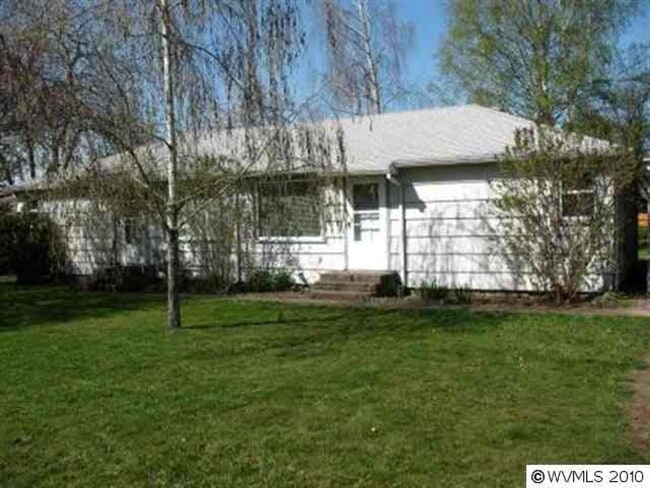 property at 265 SE Richland Ave