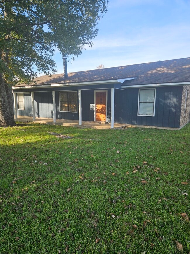 property at 1128 S Shireview Cir