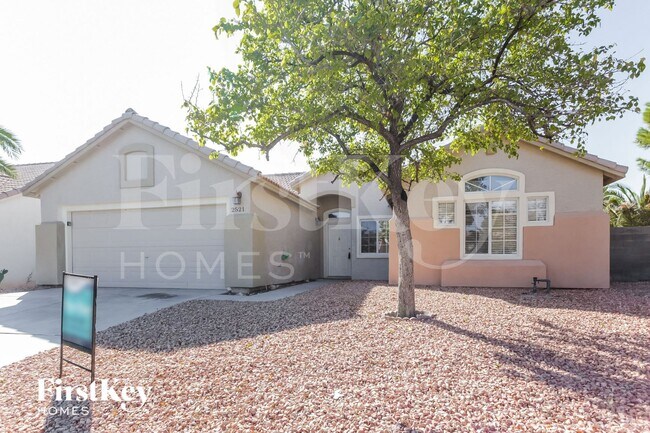 2521 Carolina Ct in North Las Vegas, NV - Building Photo - Building Photo